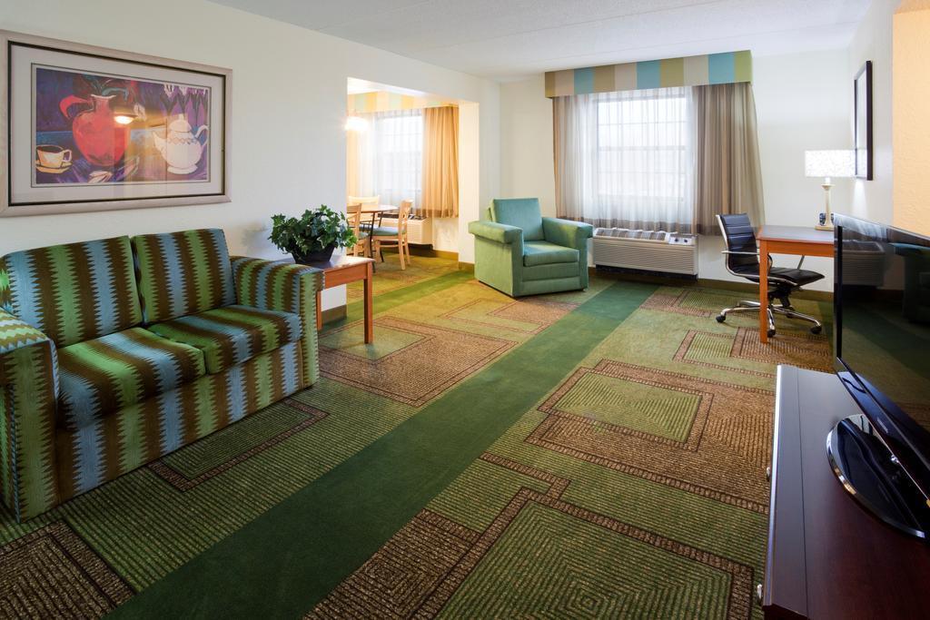 La Quinta Inn Chicago Oakbrook Terrace Exteriér fotografie